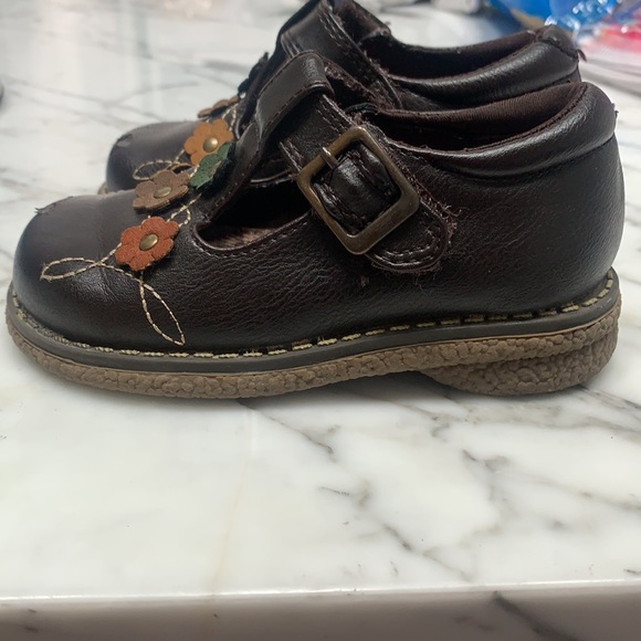 Rachel Shoes Brown Mary Jane - Picture 2 of 4